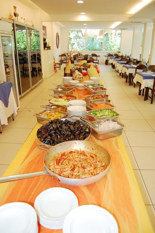 Hotel Matteo Cervia Eksteriør billede